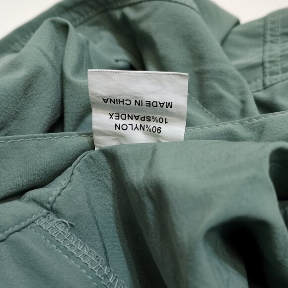 Hiking Cargo Shorts Zippered Front & Cargo Pockets Elastic Waist Women W36 EUC - Picture 8 of 9